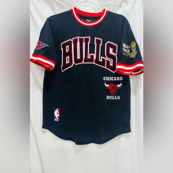 Men Pro Standard NBA CHICAGO BULLS Logo  6x Finals Champions Size S - Picture 1 of 7